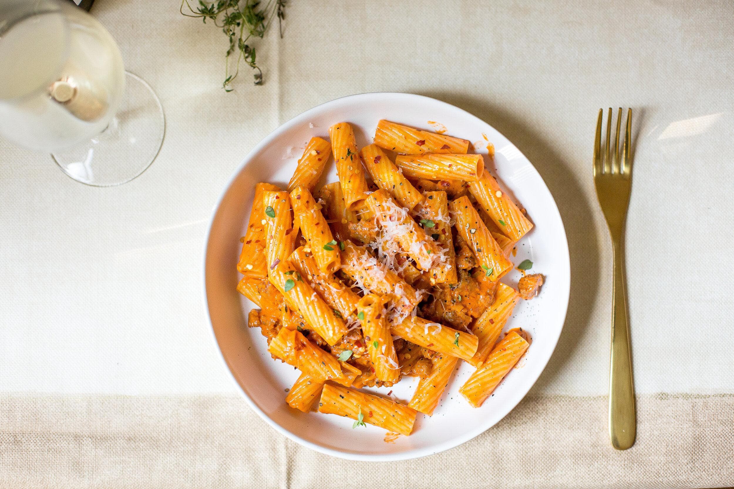 Creamy Rigatoni with Leeks, Sausage and Oregano