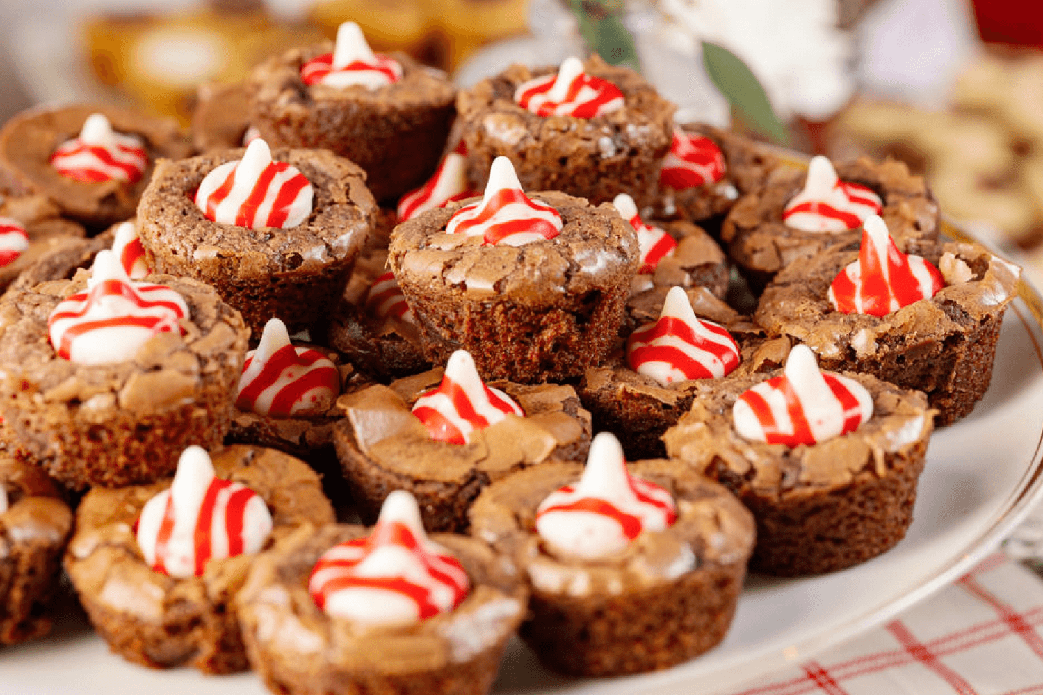 Peppermint Brownie Bites